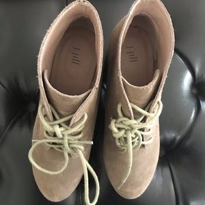 J.Jill Suede platform wedge chukka boots size 7